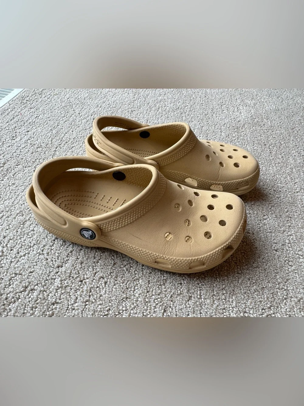 Kids Classic Comfort Clog in Beige